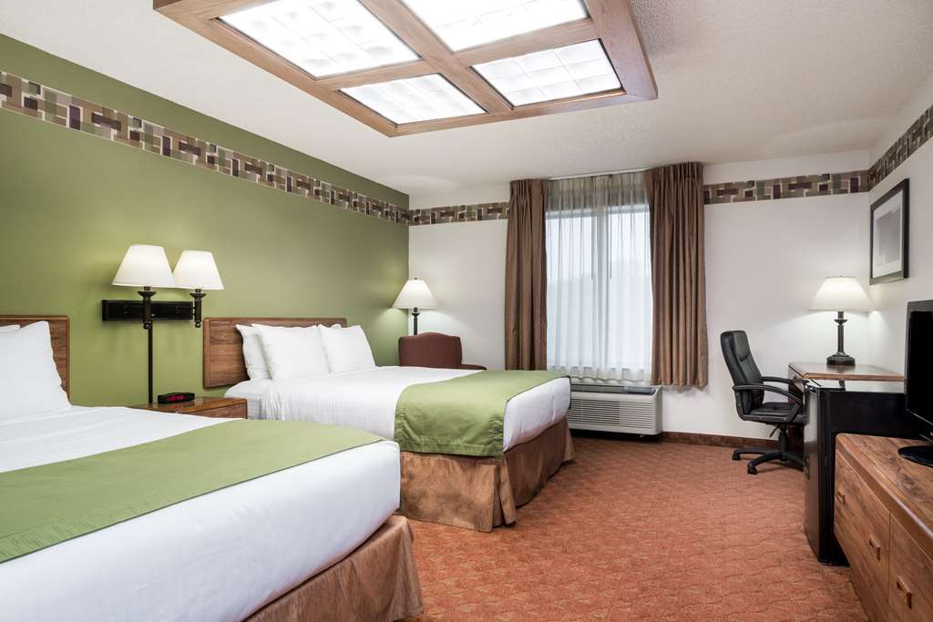 Days Inn & Suites By Wyndham Wausau Room photo